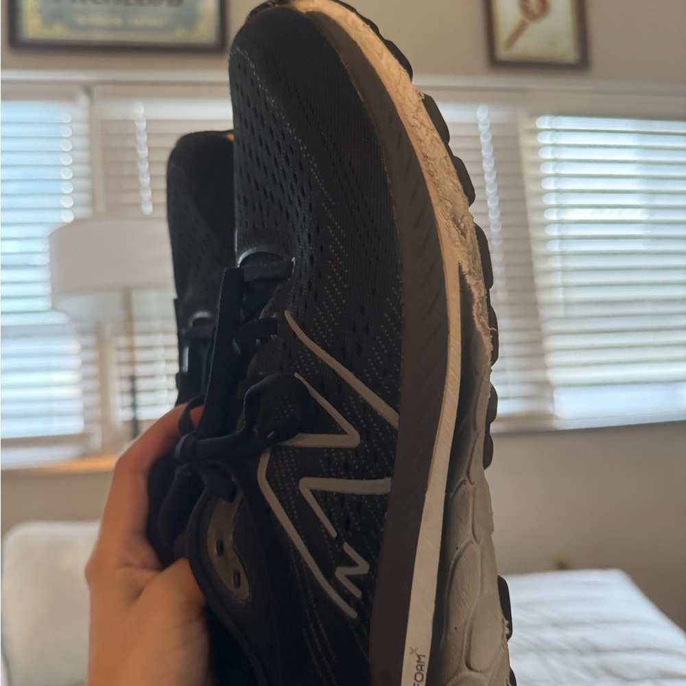 Men’s New Balance Black Sneakers
